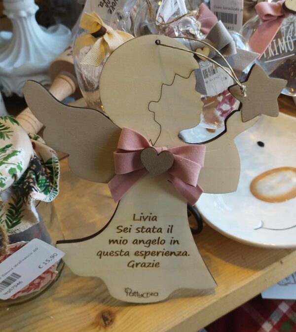 Angelo legno con stella H.20cm Pattycrea