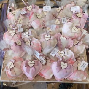 Cuoricino tessuto imbottito personalizzabile 8cm Pattycrea