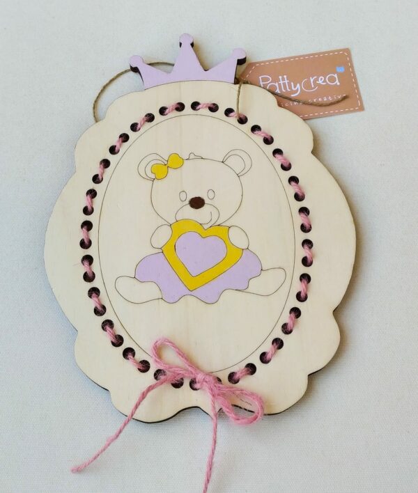 Quadretto ovale con coroncina orsetto H.22cm Pattycrea