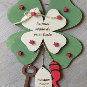 QUADRIFOGLIO PORTAFORTUNA CON CIONDOLI E SCRITTE PERSONALIZZATE H.25cm  2932