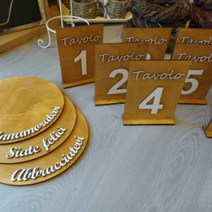 Sottopiatto legno con carolina personalizzato D.30cm Matrimonio Pattycrea