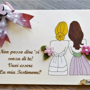 Targa in legno incisa con laser  Personaggii e frase personalizzabile 20x15cm 2723