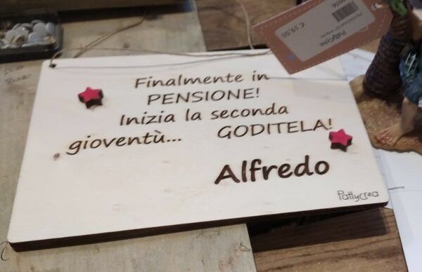 Targa legno con frase incisa pensionamento 14x20cm 3114