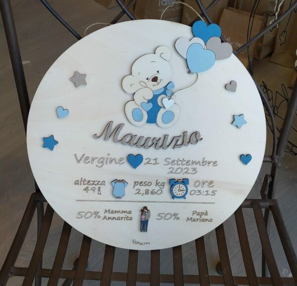 Cercho  in legno inciso a laser con i dati della nascita personalizzabile decori a rilievo H.30cm Pattycrea