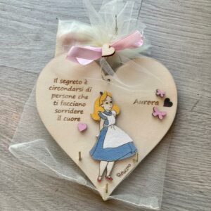 Cuore legno Alice in rilevo farfalle e cuoricini con ganci appendi chiavi frase personalizzabile H.15cm Pattycrea