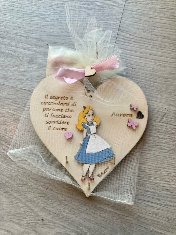 Cuore legno Alice in rilevo farfalle e cuoricini con ganci appendi chiavi frase personalizzabile H.15cm Pattycrea