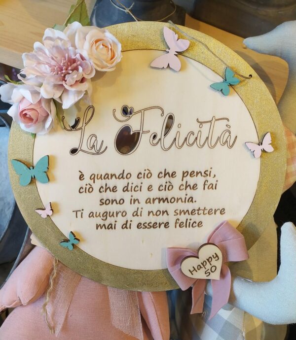 Fuoriporta in legno con scritta e frase incisa personalizzabile compleanno  fiocchi e farfalle D.22cm 3991 Pattycrea