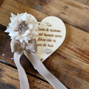 Cuore in legno con frase incisa a laser  fiori e fiocchi personalizzabile con scatola  H.11cm  Pattycrea