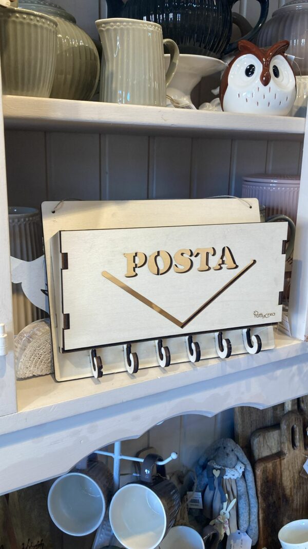 Portaposta e portachiavi legno inciso laser personalizzabile 20x28cm Pattycrea