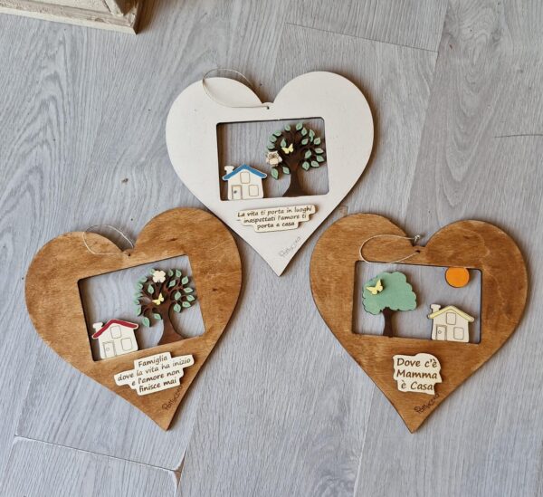 Cuore con vuoto casetta e albero piu frase personalizzate  H.25cm Pattycrea