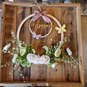 Ghirlanda cerchio personalizzabile con fiori e farfalle 25cm festa della mamma  4728
