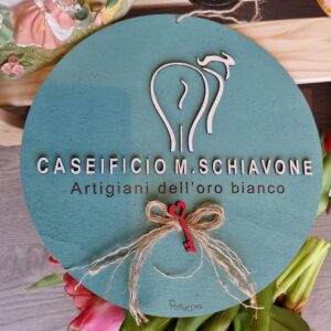 Cerchio logo inciso laser dipinto a mano caseficio schiavone  D.30cm Pattycrea
