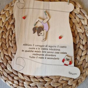 Pergamena con ginnasta e frase personalizzabile  incisa  25cm Pattycrea