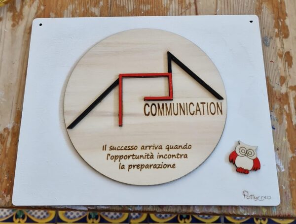 Rettangolo con logo dipinto a mano25cm Pattycrea